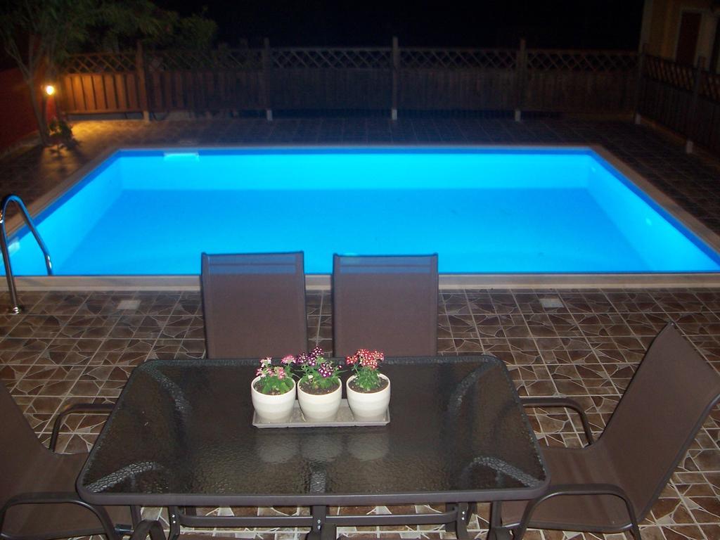 טרפזאקי Villa Nefeli מראה חיצוני תמונה